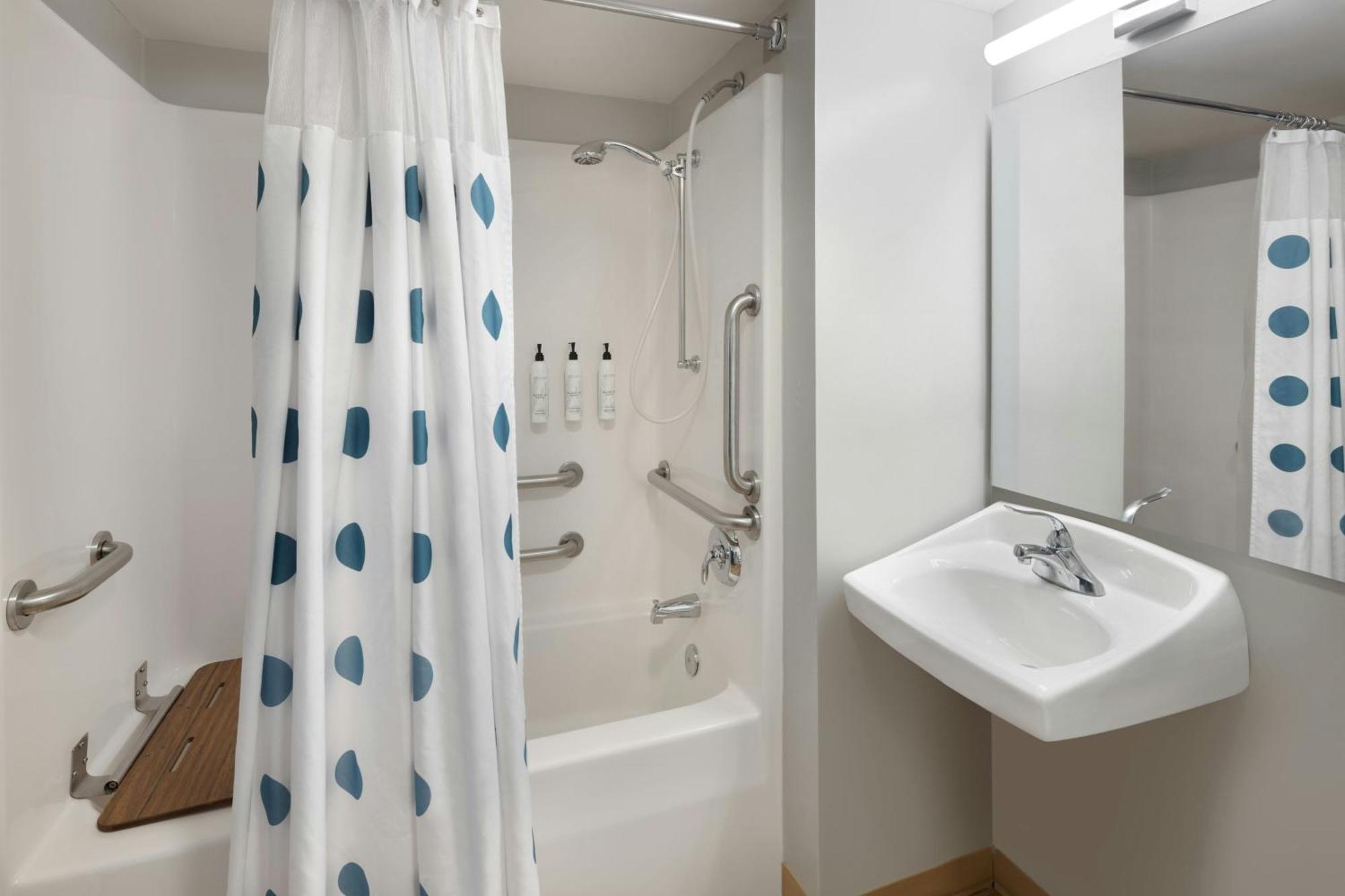 Towneplace Suites By Marriott Финдли Экстерьер фото